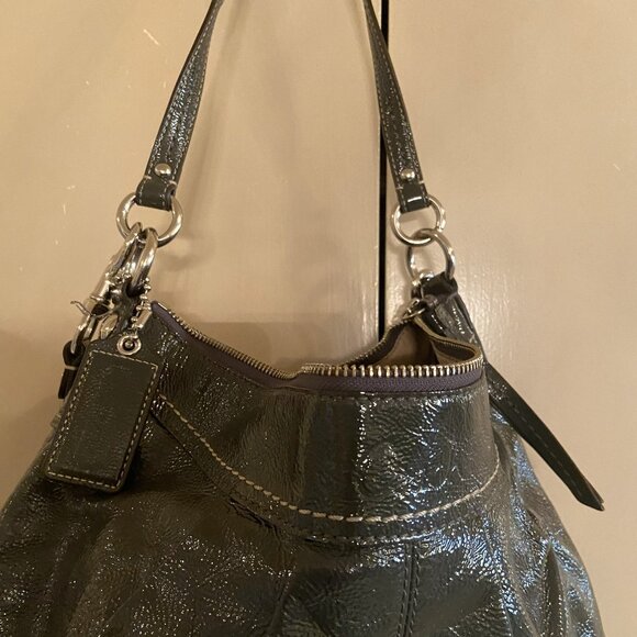 Vintage COACH Dark Gray Patent Leather Crossbody bag W/ Shoulder strap. - Picture 2 of 4